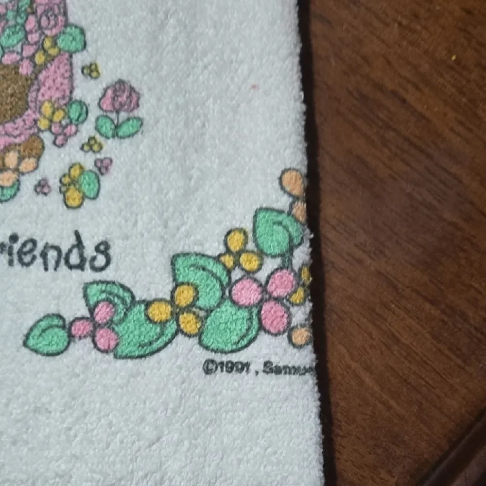 Precious Moments Floral Friends Towel - Green and Pink.. Vintage